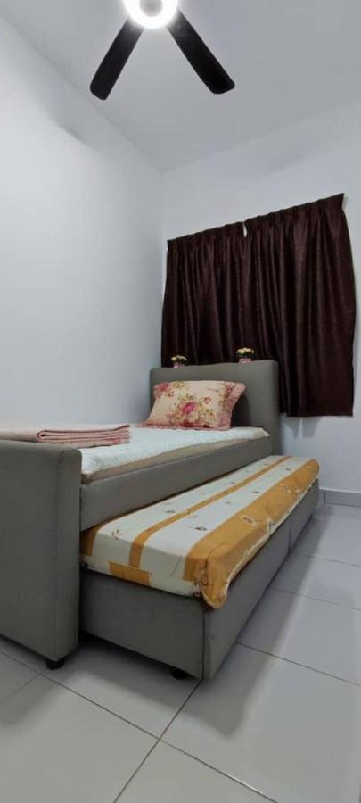 Rf Homestay Nilai Exteriér fotografie