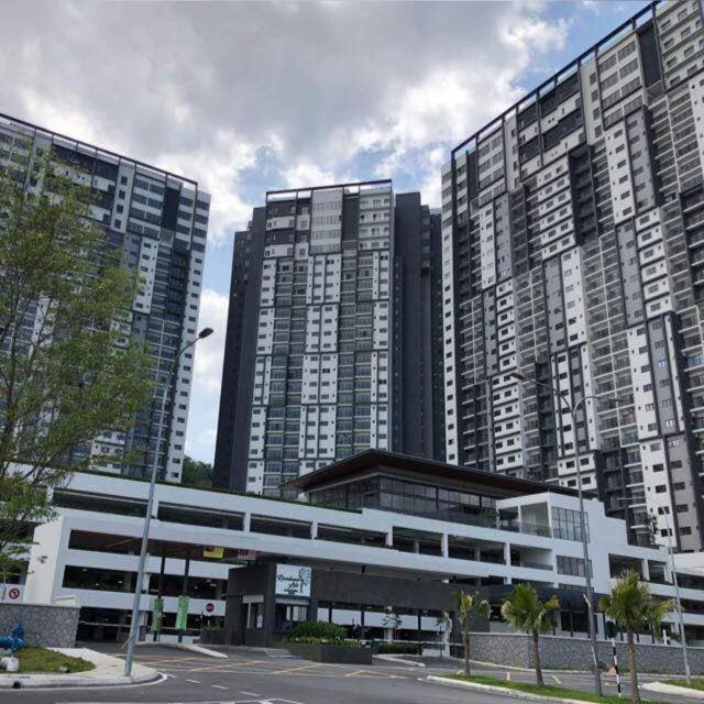 Rf Homestay Nilai Exteriér fotografie